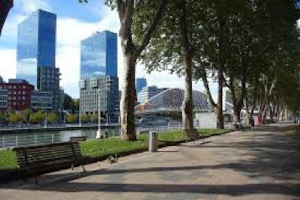 Apartmento Vintage Calatrava Bilbao Buitenkant foto