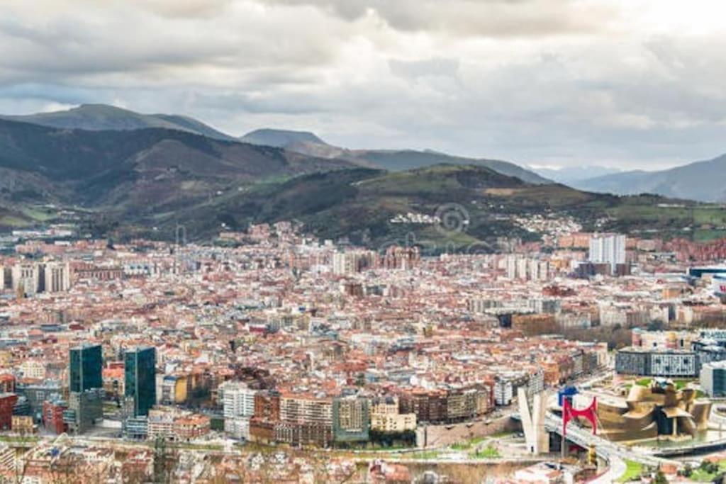 Apartmento Vintage Calatrava Bilbao Buitenkant foto